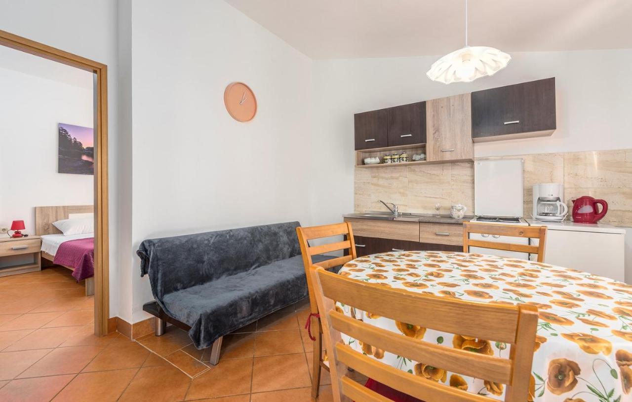 Apartments Stanko Fažana Extérieur photo